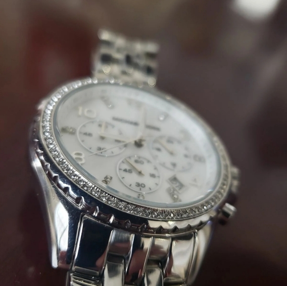 MK-5346 Womens Glitz Watch Oversized - Picture 9 of 13